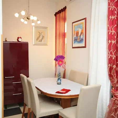아파트 By The Sea Podgora, Makarska - 6713 포드고라