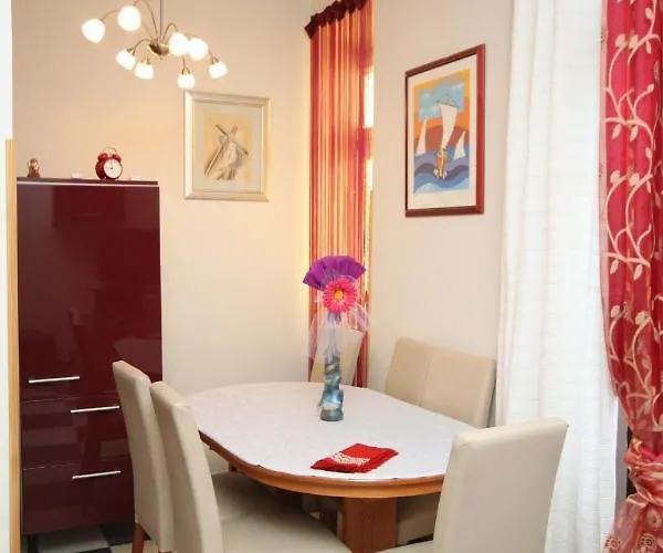 Apartamento By The Sea Podgora, Makarska - 6713 Podgora (Split-Dalmatia)